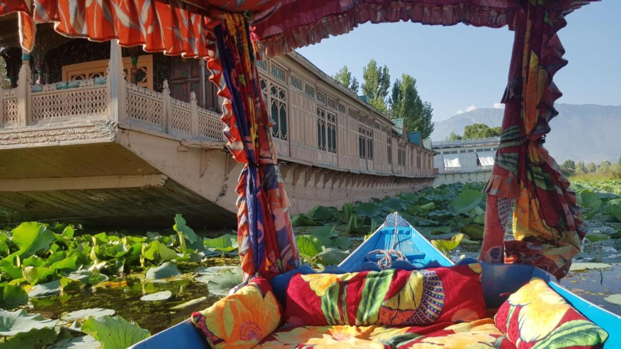 Srīnagar Kings Houseboats酒店 外观 照片