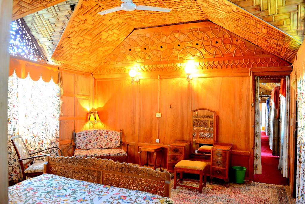 Srīnagar Kings Houseboats酒店 客房 照片