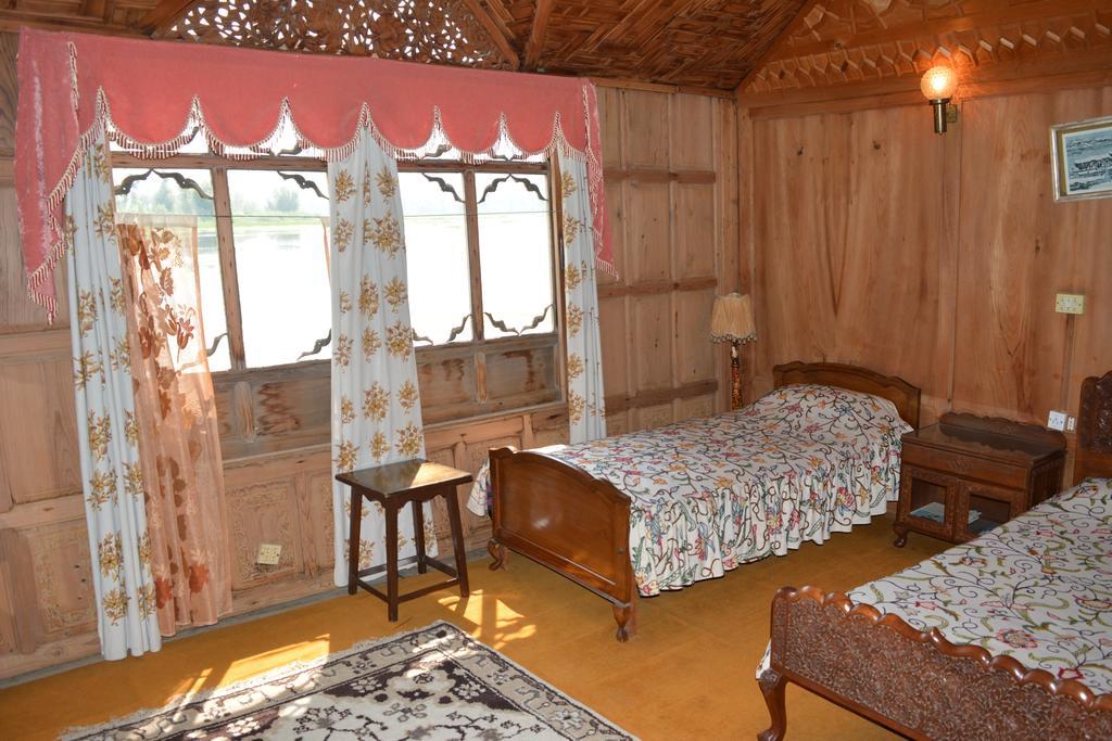 Srīnagar Kings Houseboats酒店 客房 照片